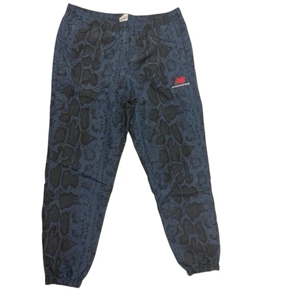 New Balance x SneakersnstuffSNS Snakeskin print Track pants size XL